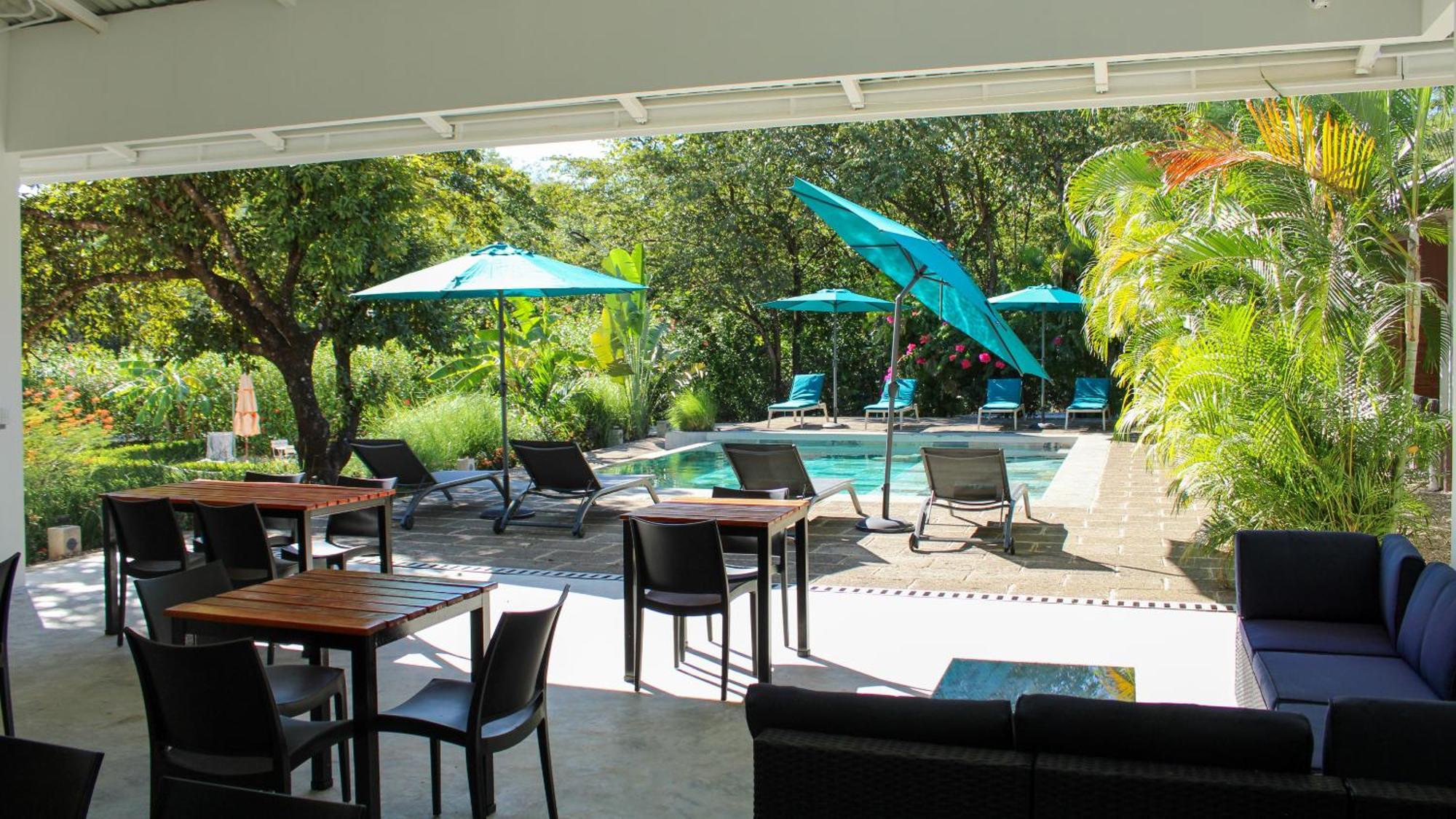 Tee-K Lodge Tamarindo Buitenkant foto