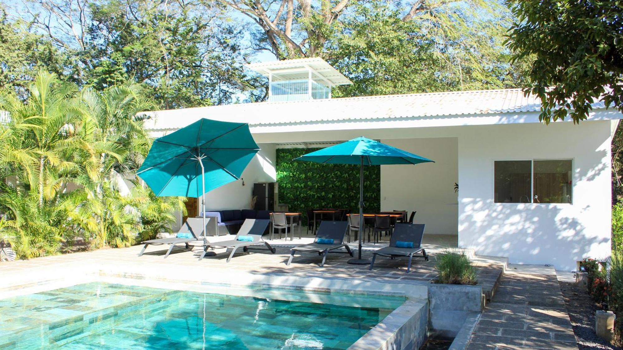 Tee-K Lodge Tamarindo Buitenkant foto